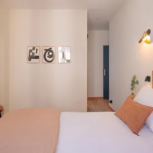  Hotel Tinah Paris, Aboukir Francja