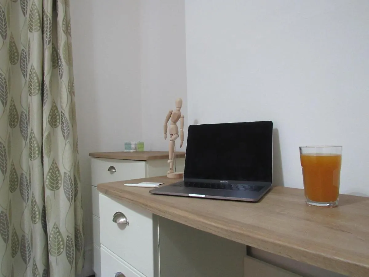 The Tas Suites - Tas Accommodations Cambridge  Guest house Cambridge (Cambridgeshire)