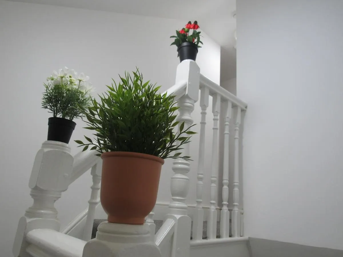 The Tas Suites - Tas Accommodations Cambridge  0*, Cambridge (Cambridgeshire)