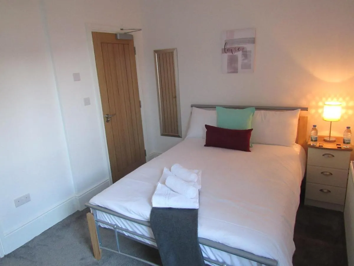 The Tas Suites - Tas Accommodations CBG