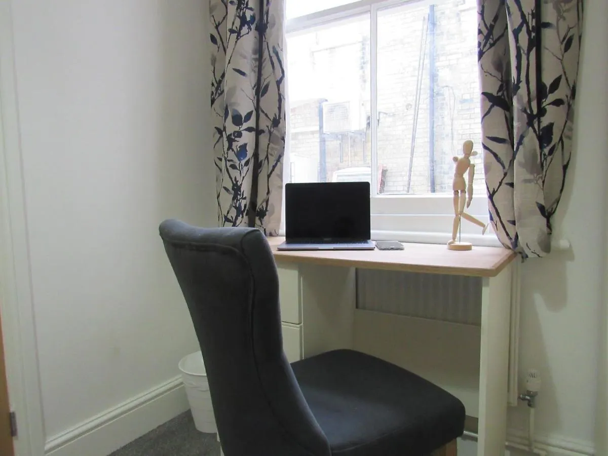 The Tas Suites - Tas Accommodations CBG 0*,  Verenigd Koninkrijk